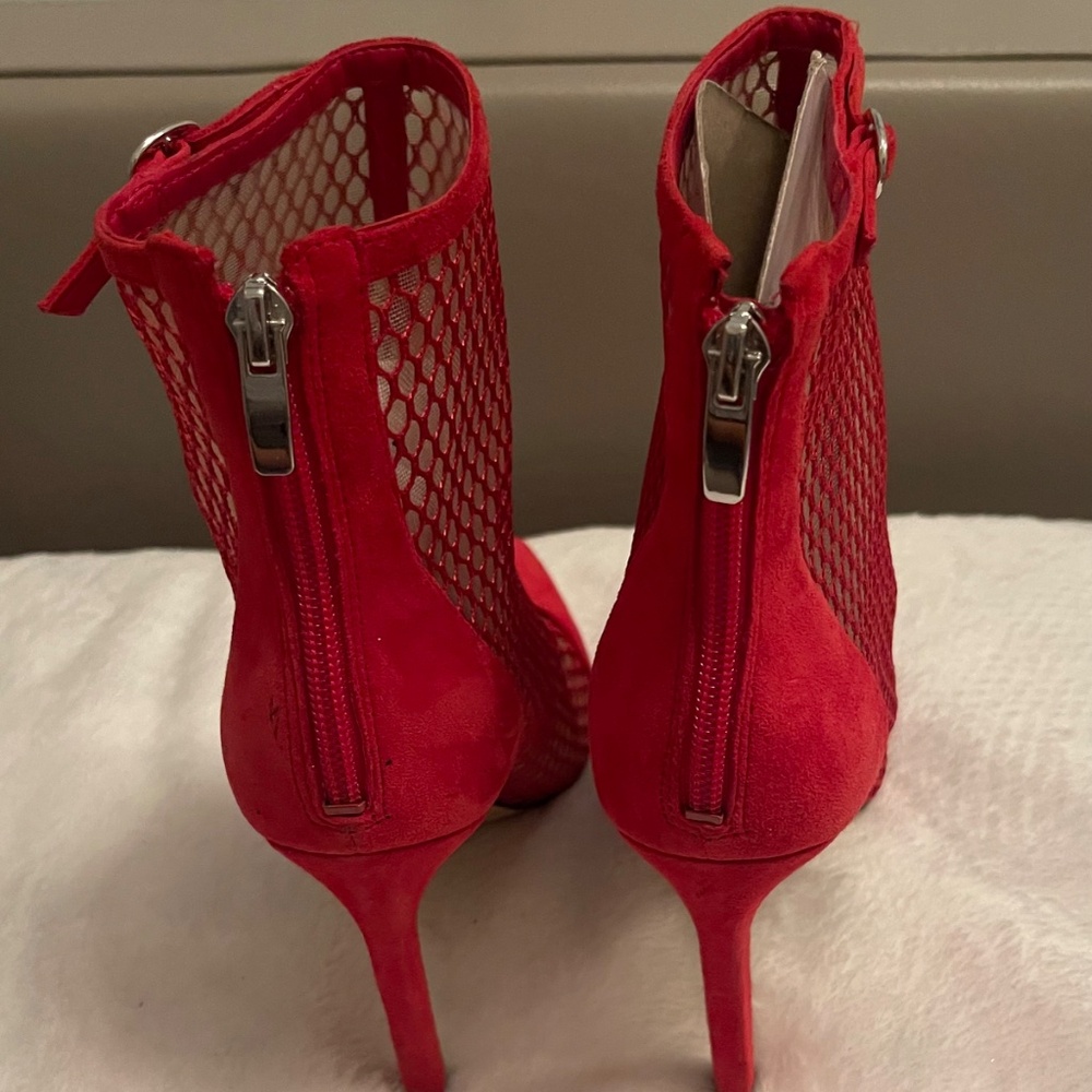 Red Mesh Boots - Picture 3 of 4